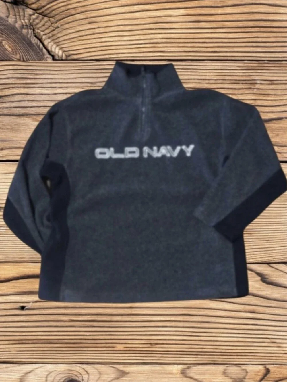 BOY'S OLD NAVY PULLOVER